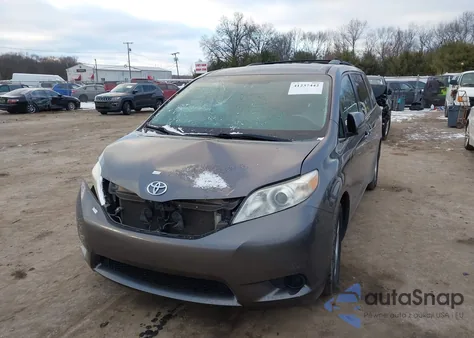2012 Toyota Sienna Le V6 8 Passenger из США, поврежденный, VIN 5TDKK3DC5CS184085